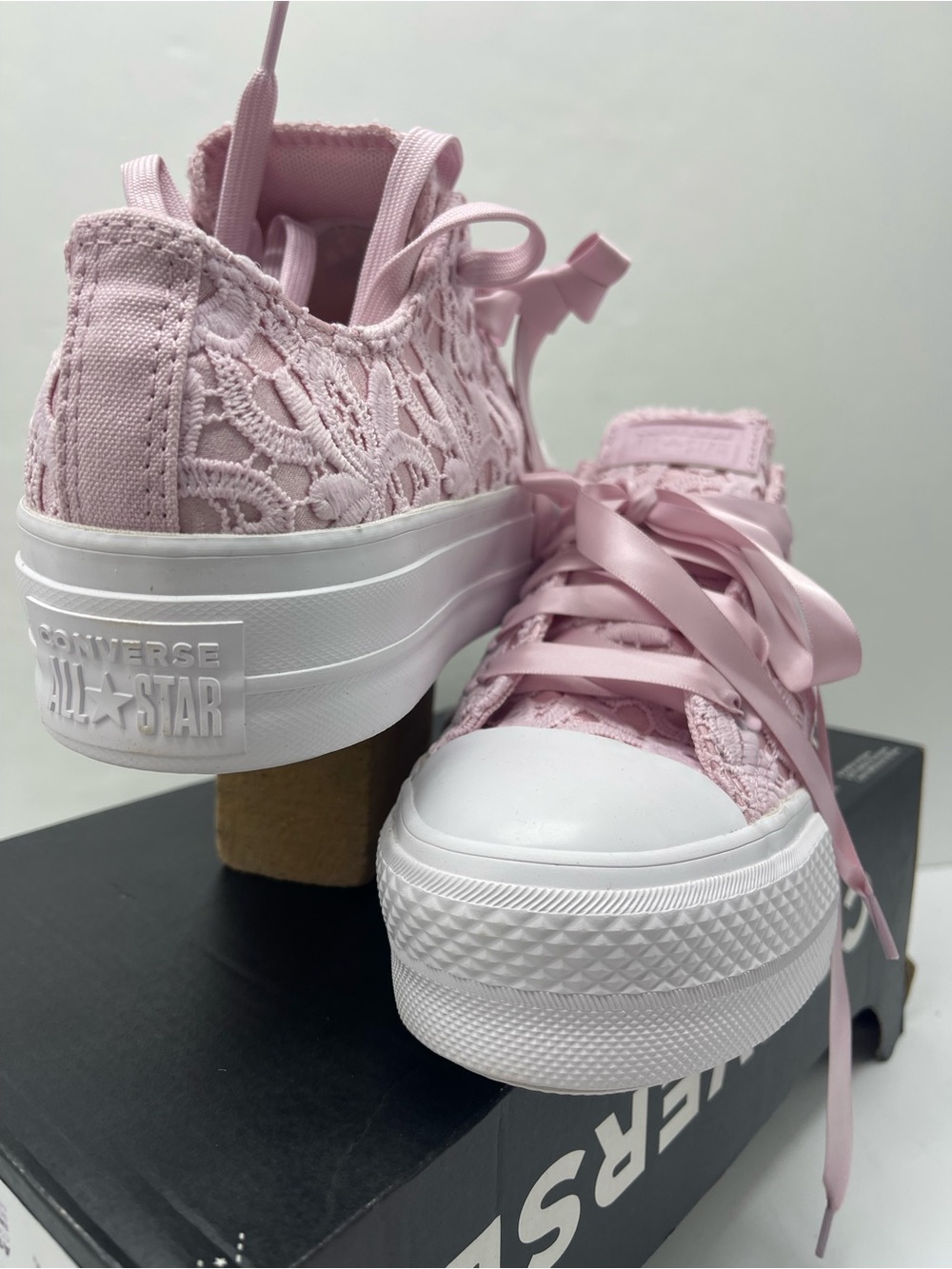 Converse A15006C CTAS LIFT OX
SUMMIT PINK/SUMMIT PINK/WHITE Platform Sneakers - Picture 6 of 16